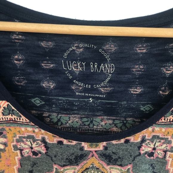 Lucky Brand Multicolor Navy Persian Carpet Graphic T-Shirt Women's Size Small S - Picture 4 of 9